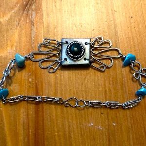 Bracelet with turquoise stones
